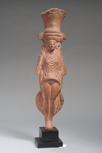 Recipiente romano-egípcio sob a forma de Isis-Afrodite (terracota)